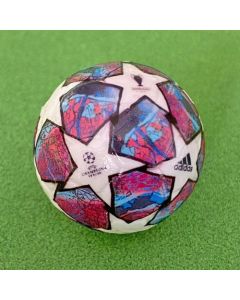 Z263. 22mm 2019-20 CHAMPIONS LEAGUE FINAL BALL - ISTANBUL. ONE HAND DESIGNED BALL.