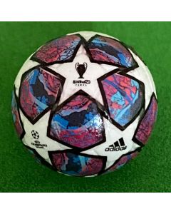 Z263. 22mm 2020 CHAMPIONS LEAGUE FINAL BALL - ISTANBUL. ONE HAND DESIGNED BALL.