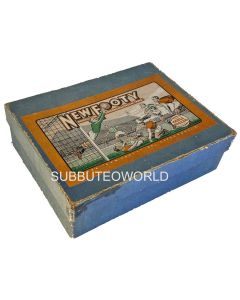 1950's NEWFOOTY BOX SET. CELTIC & HAMILTON. Includes: Goals With Card Netting, A Ball, Card Teams, Rules & Inner Tray.