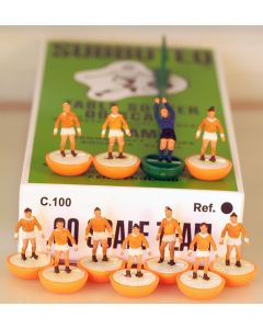 HW013. BLACKPOOL. HOLLAND. An Original Late 70's Hand Painted HW Subbuteo Team. Housed In A Repro Box.