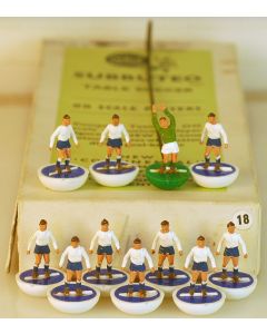 HW018. TOTTENHAM. BURY. PRESTON. BOLTON. Mid 60's HW Team. Numbered Green & White Box. Keeper With Wire Rod.